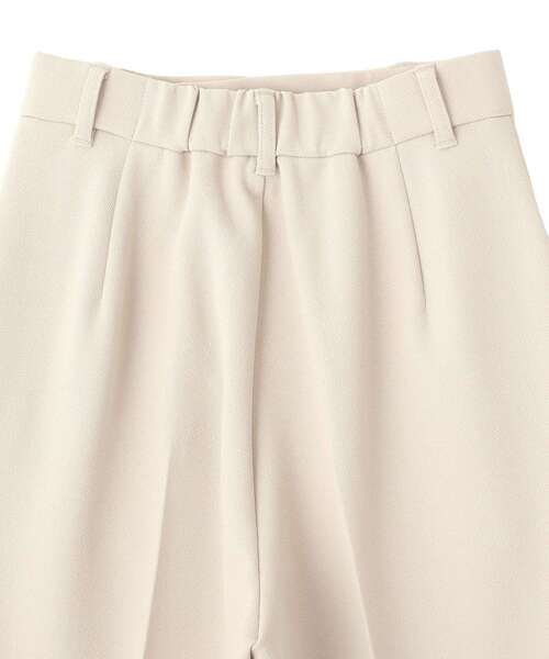 earth music&ecology（アースミュージックアンドエコロジー）の「センターシームフレアパンツ（その他パンツ・レディース・ライトベージュ/グレー/ブラウン/ブラック・M/S）」の7枚目の写真