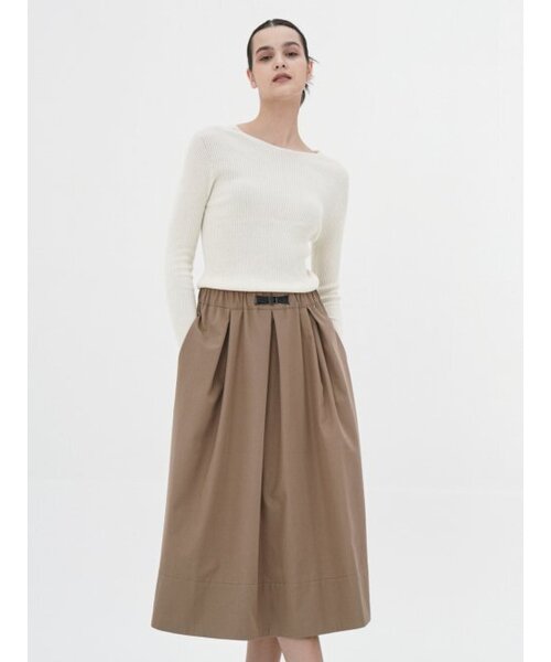 ACUD(アクド)の「Tuck Detail Midi Skirt _ Beige(スカート・レディース・その他・S/M)」の2枚目の写真
