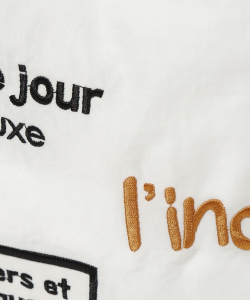 LEPSIM(レプシィム)の「パラコード刺繍トート 638746(トートバッグ・レディース・ライトブルー/ブラック/オフホワイト・ONE SIZE)」の9枚目の写真