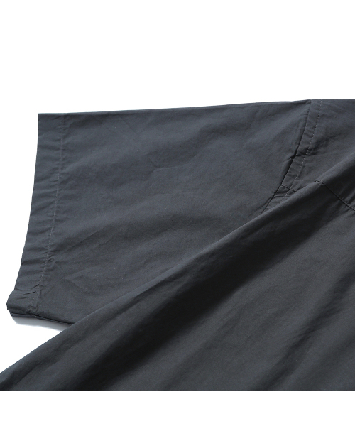 MOIF（モイフ）の「[SS25] ユニフォームハーフシャツ / チャコール（シャツ/ブラウス・メンズ・その他・S/M/L）」の11枚目の写真