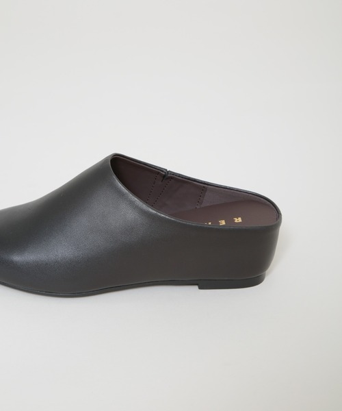 REMME（レメ）の「REMME/シープレザーミュール（その他シューズ・レディース・ブラック/オフホワイト・36/38/37）」の7枚目の写真