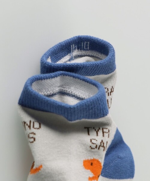 BRANSHES(ブランシェス)の「恐竜ソックス(ソックス/靴下・キッズ・サックスブルー/グレー・13-15㎝/19-21㎝/16-18㎝)」の7枚目の写真