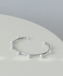 Three Four Time（スリーフォータイム）の「ドットパールバングル（バングル/リストバンド）」