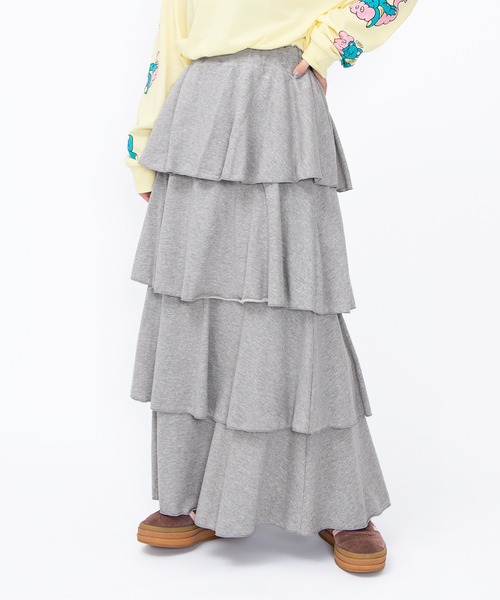 PUNYUS(プニュズ)の「ティアードロングスカート(スカート・レディース・ブラック/グレー/レッド・1/2/3/4/5)」の2枚目の写真