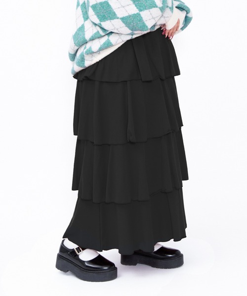 PUNYUS(プニュズ)の「ティアードロングスカート(スカート・レディース・ブラック/グレー/レッド・1/2/3/4/5)」の16枚目の写真