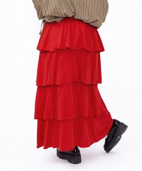 PUNYUS(プニュズ)の「ティアードロングスカート(スカート・レディース・ブラック/グレー/レッド・1/2/3/4/5)」の6枚目の写真