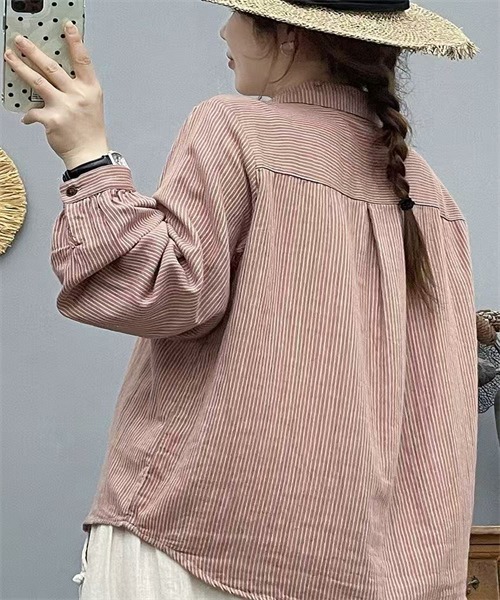 FREE STYLISTS(フリー スタイリスト)の「ダブルガーゼストライプ柄ブラウス(シャツ/ブラウス・レディース・ブルー/カーキ/スモークピンク/ネイビー・M/L)」の17枚目の写真