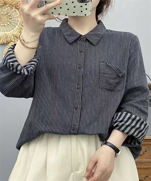 FREE STYLISTS(フリー スタイリスト)の「ダブルガーゼストライプ柄ブラウス(シャツ/ブラウス・レディース・ブルー/カーキ/スモークピンク/ネイビー・M/L)」の11枚目の写真