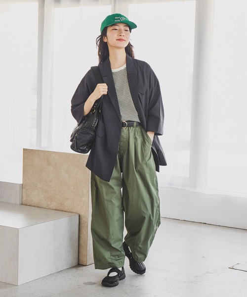 niko and...（ニコアンド）の「【A4サイズ収納可能】洗いスタッズボストンバッグ（ボストンバッグ・レディース・ダークブラウン/ブラック・0）」の3枚目の写真