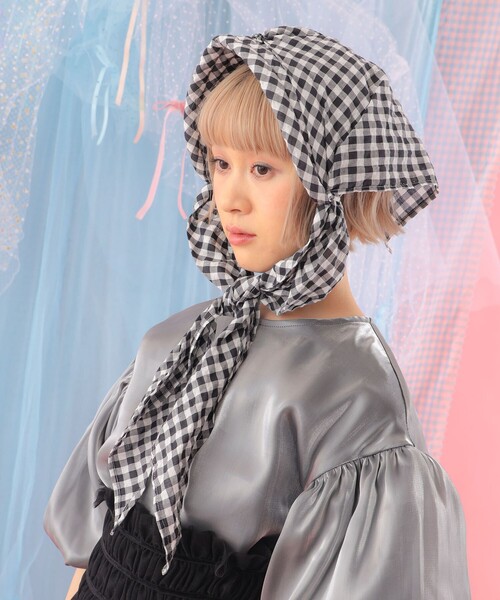 CAROLINA GLASER（カロリナ グレイサー）の「Barairo no Boushi / バブーシュカ（キャップ・レディース・ピンク/ブラック・ONE SIZE）」の3枚目の写真