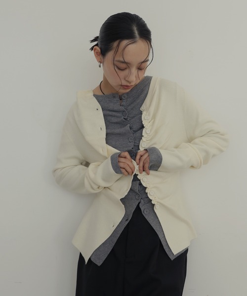 hellam(へラム)の「フロントギャザーニットカーディガン(ニット/セーター・レディース・杢グレー/ブラック/アイボリー/ピンク・FREE)」の1枚目の写真