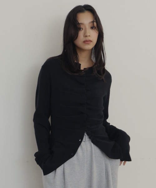 hellam(へラム)の「フロントギャザーニットカーディガン(ニット/セーター・レディース・杢グレー/ブラック/アイボリー/ピンク・FREE)」の8枚目の写真