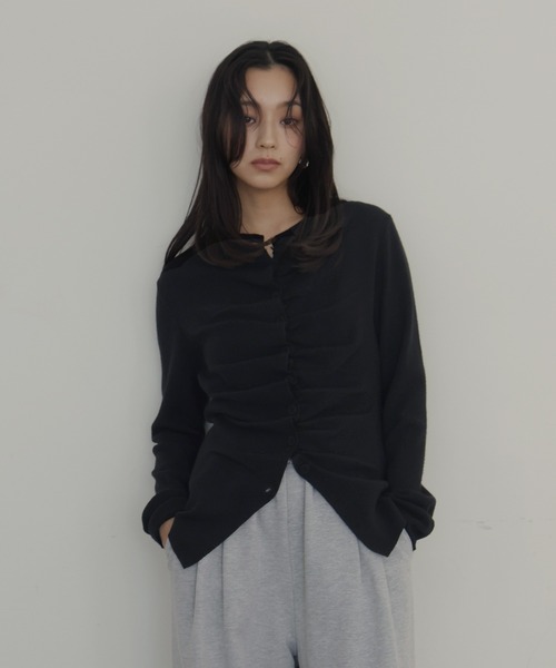 hellam(へラム)の「フロントギャザーニットカーディガン(ニット/セーター・レディース・杢グレー/ブラック/アイボリー/ピンク・FREE)」の10枚目の写真