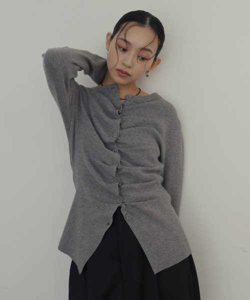 hellam(へラム)の「フロントギャザーニットカーディガン(ニット/セーター・レディース・杢グレー/ブラック/アイボリー/ピンク・FREE)」の21枚目の写真