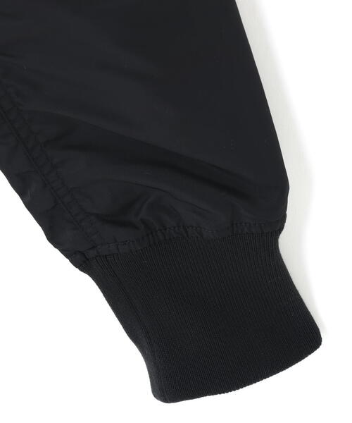 Alpha Industries（アルファインダストリーズ）の「Alpha Industries/アルファ インダストリーズ/L‐2B CROPPED GEN II FLIGHT JACKET W/ウィメンズ クロップド ジェン  ツー フライト ジャケット（ブルゾン・レディース・ブラック/オリーブ系・M/S）」の12枚目の写真