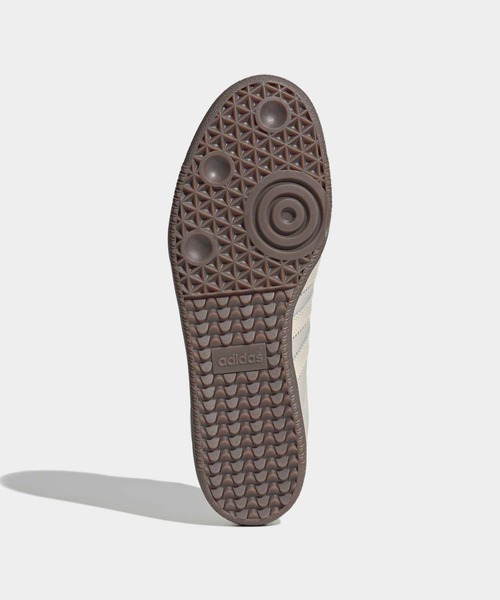 adidas(アディダス)の「サンバOG / SAMBA OG / アディダスオリジナルス adidas Originals(スニーカー・メンズ・グレー・28.0cm/27.5cm/27.0cm/26.5cm/26.0cm/25.5cm/25.0cm/24.5cm/24.0cm/23.5cm/23.0cm/22.5cm/22.0cm/29.0cm/28.5cm)」の3枚目の写真