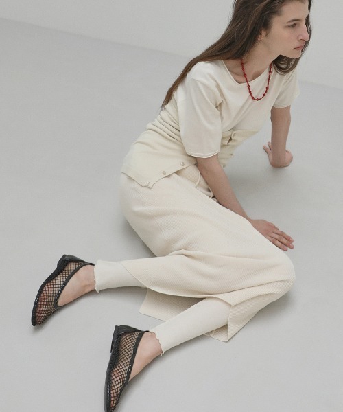 EPURE(エピュレ)の「LUZ TWO-WAY NET FLATS(パンプス・レディース・ブラック・24/24.5)」の5枚目の写真