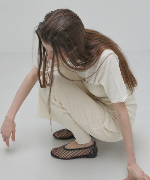 EPURE(エピュレ)の「LUZ TWO-WAY NET FLATS(パンプス・レディース・ブラック・24/24.5)」の4枚目の写真