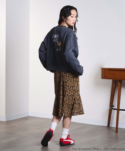 The Simpsons（ザ・シンプソンズ）の「(THE SIMPSONS)CROPPED SWEAT（スウェット・レディース・ブラック/グレー/オレンジ・ONE SIZE）」の16枚目の写真