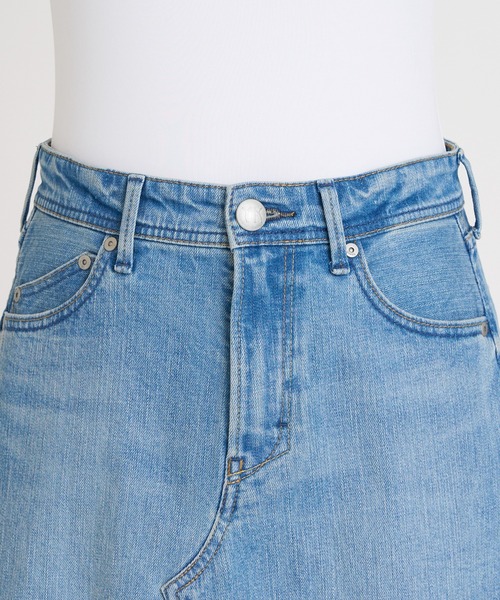 YANUK（ヤヌーク）の「フレアロングスカート（デニムスカート・レディース・ライトブルー・L/M/S）」の8枚目の写真