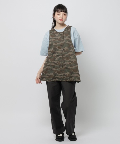 niko and...（ニコアンド）の「バッククロスタックベスト（ベスト・レディース・オリーブ/ブラック/ブラウン・FREE）」の13枚目の写真