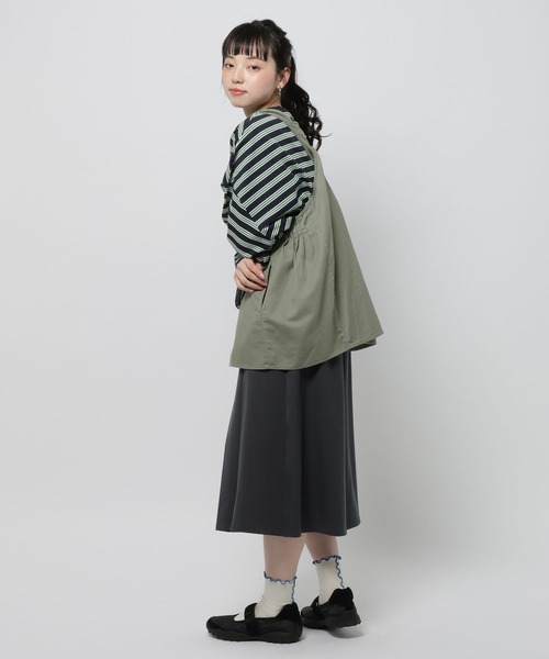 niko and...（ニコアンド）の「バッククロスタックベスト（ベスト・レディース・オリーブ/ブラック/ブラウン・FREE）」の17枚目の写真