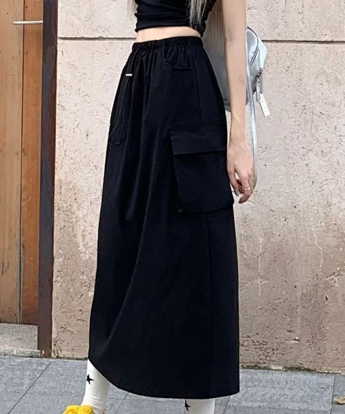 SallyLunn(サリーラン)の「ナイロンカーゴ ロングスカート(スカート・レディース・ブラック/グレー・LARGE/MEDIUM)」の9枚目の写真