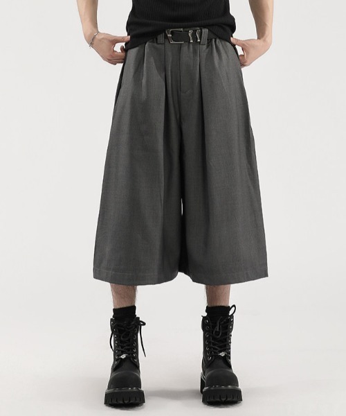 B.R.U(ブル)の「ワイドストレートハーフパンツ(スラックス・メンズ・ブラック/グレー・MEDIUM/LARGE)」の9枚目の写真