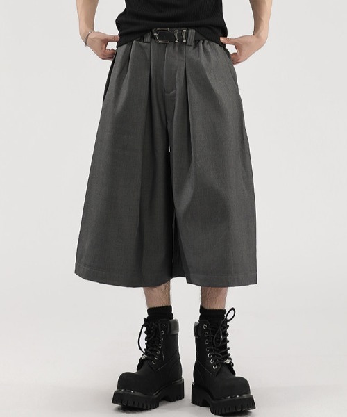 B.R.U(ブル)の「ワイドストレートハーフパンツ(スラックス・メンズ・ブラック/グレー・MEDIUM/LARGE)」の10枚目の写真