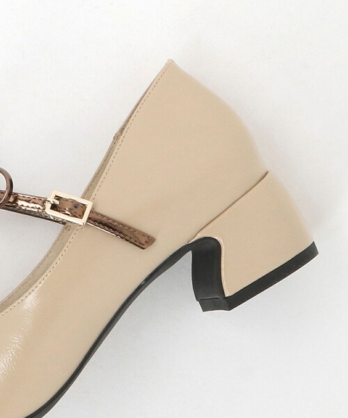 SY UNITED ARROWS（シーユナイテッドアローズ）の「＜SY＞ ポインテッド ダブル リボン パンプス40↑（パンプス・レディース・ベージュ/シルバー/ブラック・24cm/24.5cm/23cm/22cm/22.5cm/23.5cm/25cm）」の7枚目の写真