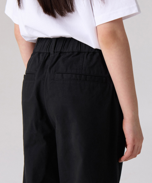 MUSINSA STANDARD KIDS（ムシンサスタンダードキッズ）の「コットンワイドバルーンバンディングパンツ[ブラック]（その他パンツ・レディース・その他・140/100/110/120/130/150）」の5枚目の写真