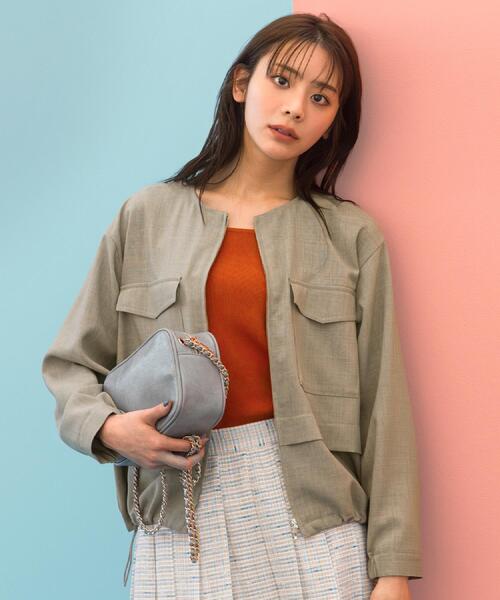 grove(グローブ)の「【貴島明日香さん着用・洗える】麻調ノーカラーブルゾン(ブルゾン・レディース・オリーブ/スミクロ/ナチュラル・02/03/01/04/05)」の4枚目の写真