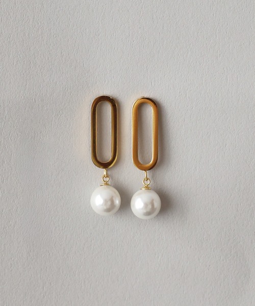 J by blue(ジェイバイブルー)の「メタルパールピアス / サージカルステンレス(ピアス(両耳用)・レディース・シルバー/ゴールド・FREE)」の11枚目の写真