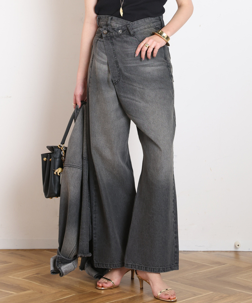 AP STUDIO(エーピーストゥディオ)の「デニムアシンメトリ―パンツ(デニムパンツ・レディース・チャコールグレー・36/40/38)」の9枚目の写真