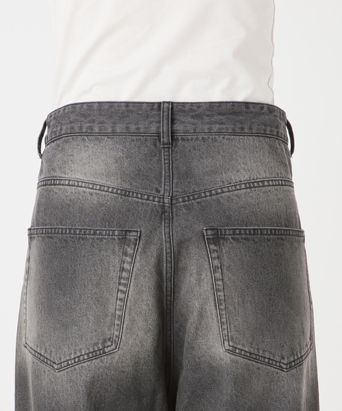 AP STUDIO(エーピーストゥディオ)の「デニムアシンメトリ―パンツ(デニムパンツ・レディース・チャコールグレー・36/40/38)」の19枚目の写真