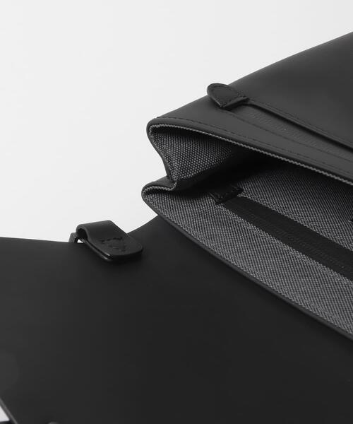 SENSE OF PLACE by URBAN RESEARCH(センスオブプレイスバイアーバンリサーチ)の「GASTON LUGA SPLASH CROSSBODY BAG(ショルダーバッグ・メンズ・グレー系その他/イエロー系その他/ブラック・ONE)」の7枚目の写真