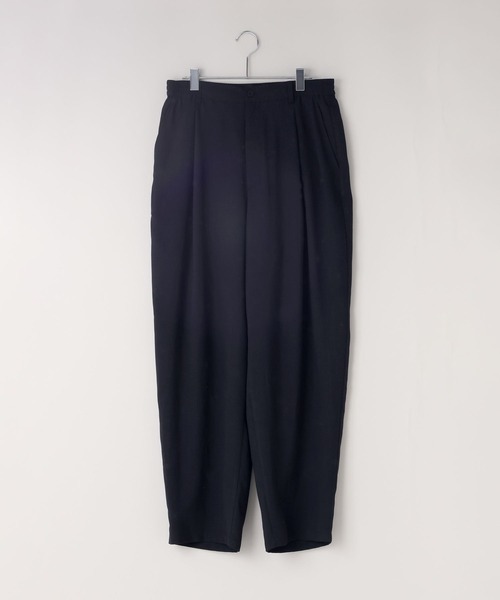 LOWRYS FARM（ローリーズファーム）の「SETUP可能【LFM(U)】バスケットタックカーブパンツ　 638036（その他パンツ・メンズ・アイボリー/ブルー・LARGE/MEDIUM）」の2枚目の写真