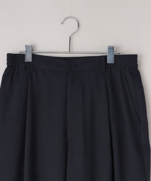 LOWRYS FARM（ローリーズファーム）の「SETUP可能【LFM(U)】バスケットタックカーブパンツ　 638036（その他パンツ・メンズ・アイボリー/ブルー・LARGE/MEDIUM）」の4枚目の写真