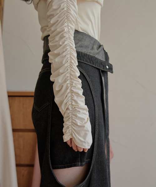 mideal(マイディール)の「gathered design off shoulder / ギャザーデザインオフショルダー(Tシャツ/カットソー・レディース・ブルー/アイボリー/ブラウン・FREE)」の22枚目の写真