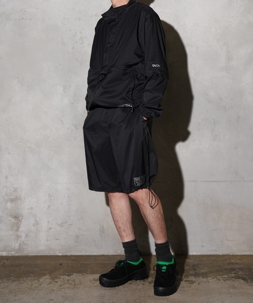 TAION(タイオン)の「TAION / タイオン BASIC SPORTS HI-NECK W-ZIP DETACHABLE LIGHT JACKET(TAION-112WZDCBS) ベーシック スポーツ ハイネック Wジップ デタッチャブル ライトジャケット(ブルゾン・メンズ・ブラック・MEDIUM/LARGE/X-LARGE)」の6枚目の写真