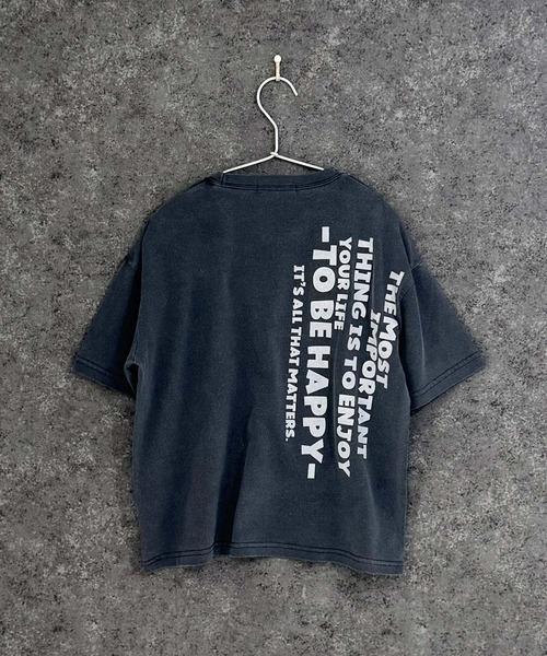 THE CASUAL（カジュアル）の「【ピグメント加工】 グラフィックプリント オーバーサイズ Tシャツ（Tシャツ/カットソー・キッズ・グレー系その他2/ブラック系その他3/ブラック系その他/ブラック系その他2/グレー系その他/ブラック/チャコール/グレー系その他3・160cm/150cm/140cm/130cm/120cm/110cm）」の2枚目の写真