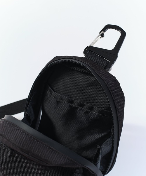 MEI(メイ)の「【 MEI / メイ 】ARCHIVE MINI PACK POUCH / アーカイブミニパックポーチ(ショルダーバッグ・レディース・その他1/その他2/その他3/ブラウン/ブラック・FREE)」の10枚目の写真
