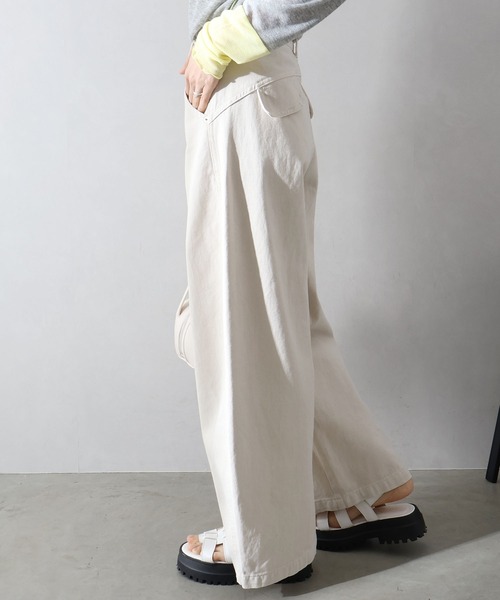 SpRay（スプレイ）の「バレルパンツ（その他パンツ・レディース・アイボリー・MEDIUM/SMALL）」の4枚目の写真