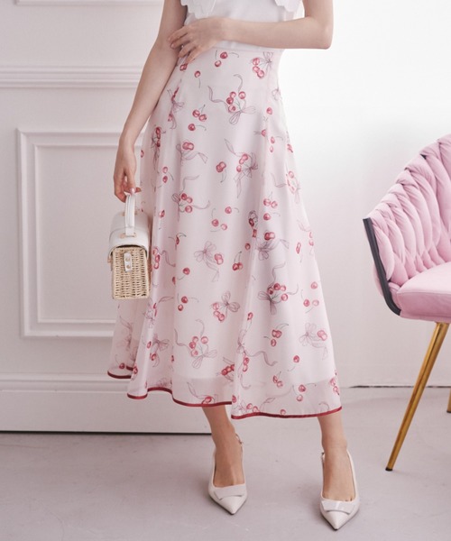 tocco closet(トッコ クローゼット)の「バックレースアップチェリー×リボンプリントシアーフレアスカート(スカート・レディース・レッド/ネイビー・M)」の1枚目の写真