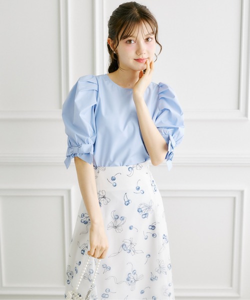 tocco closet(トッコ クローゼット)の「バックレースアップチェリー×リボンプリントシアーフレアスカート(スカート・レディース・レッド/ネイビー・M)」の13枚目の写真