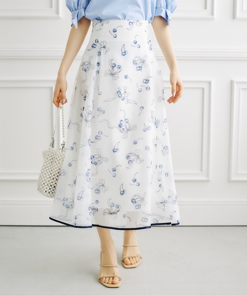 tocco closet(トッコ クローゼット)の「バックレースアップチェリー×リボンプリントシアーフレアスカート(スカート・レディース・レッド/ネイビー・M)」の14枚目の写真