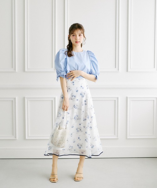tocco closet(トッコ クローゼット)の「バックレースアップチェリー×リボンプリントシアーフレアスカート(スカート・レディース・レッド/ネイビー・M)」の10枚目の写真