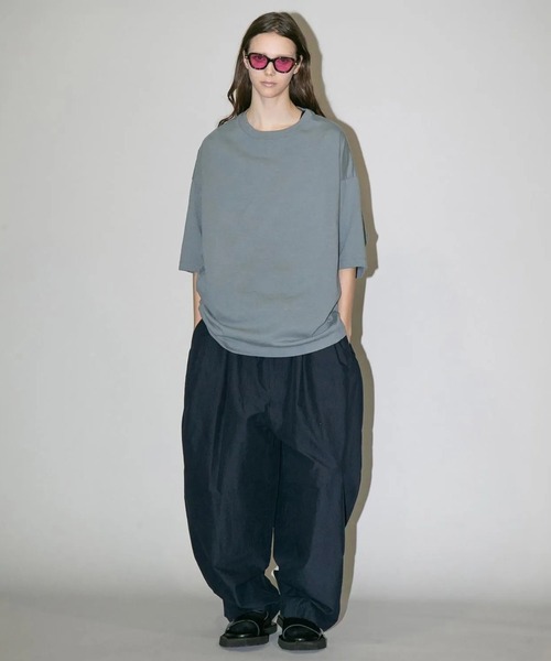 my beautiful landlet（マイビューティフルランドレット）の「【my beautiful landlet】USA COTTON OVERSIZE T-SHIRT（Tシャツ/カットソー・メンズ・ブラック/グレー/チャコールグレー/オフホワイト・1/0）」の7枚目の写真