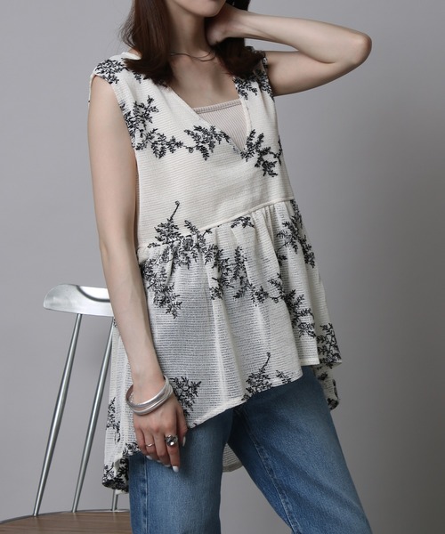 NYLAUS(ナイラス)の「【SG】ボタニカル刺繍メッシュペプラムベスト(ベスト・レディース・アイボリー/ブラック・M)」の5枚目の写真