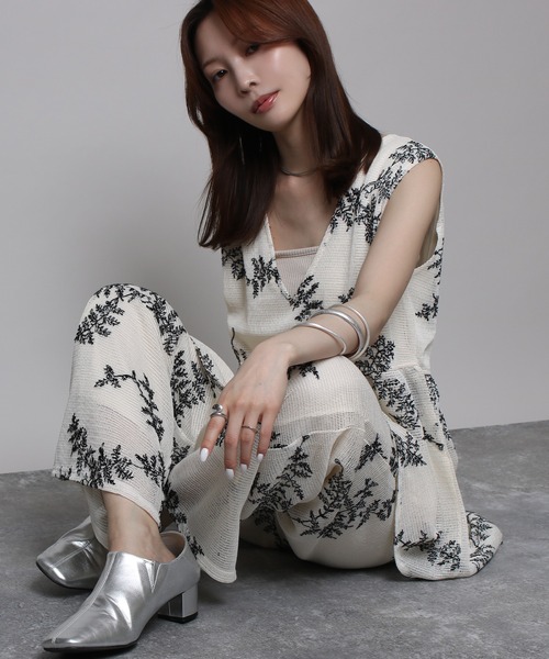 NYLAUS(ナイラス)の「【SG】ボタニカル刺繍メッシュペプラムベスト(ベスト・レディース・アイボリー/ブラック・M)」の7枚目の写真